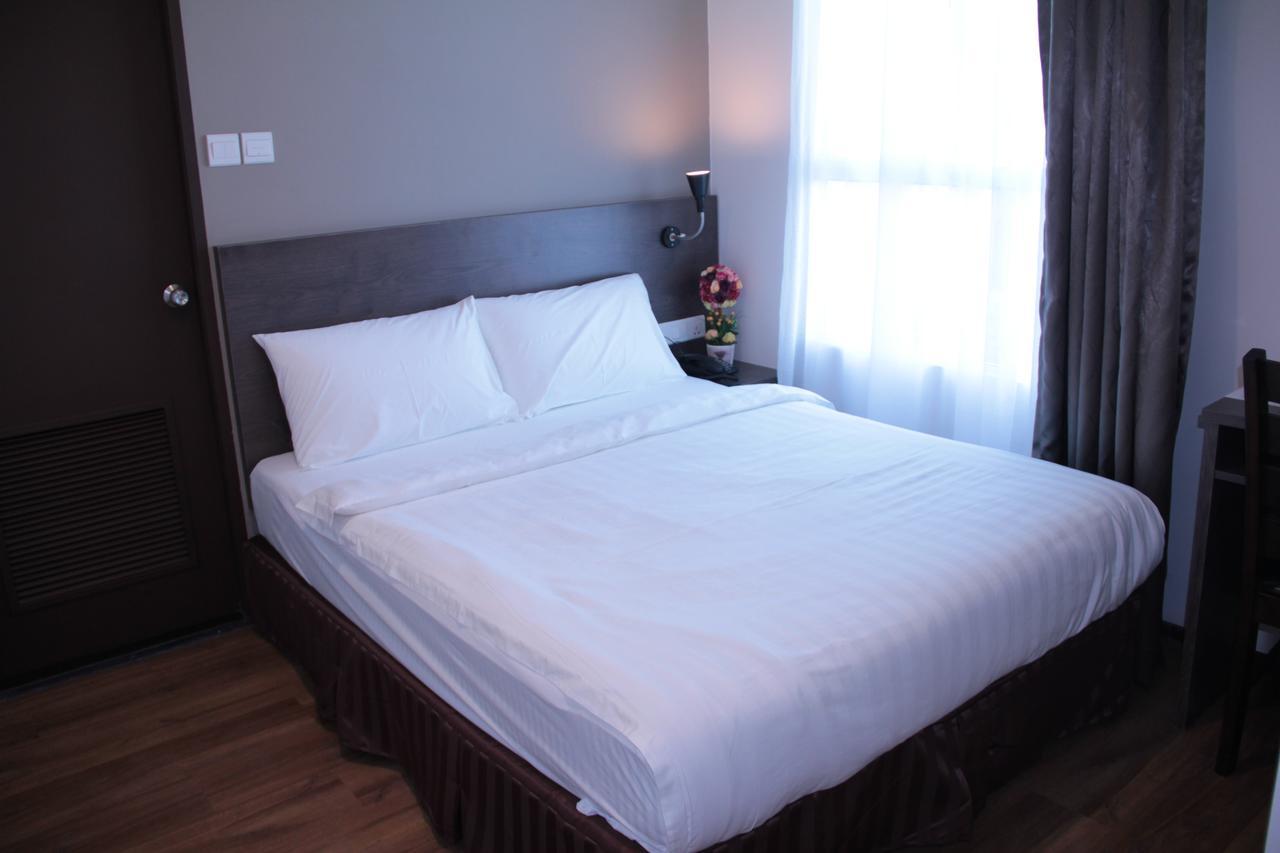 Kl Hotel Лабуан Екстериор снимка