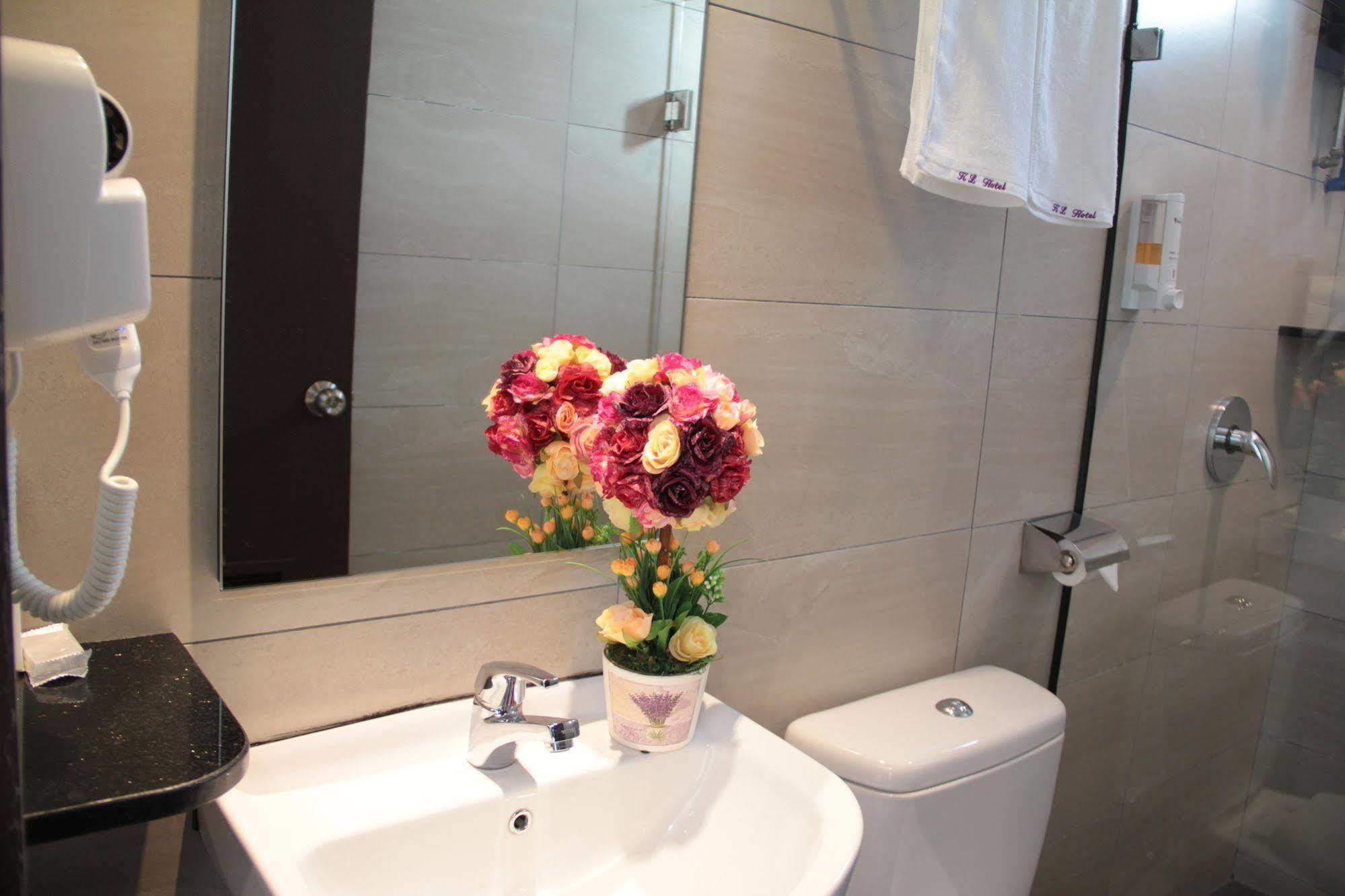 Kl Hotel Лабуан Екстериор снимка